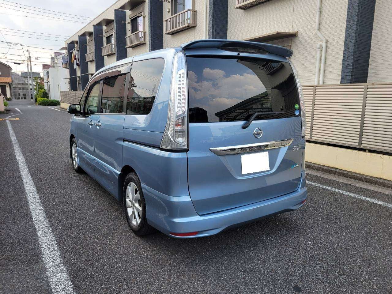 セレナ　ハイウェイスターS  HYBRID