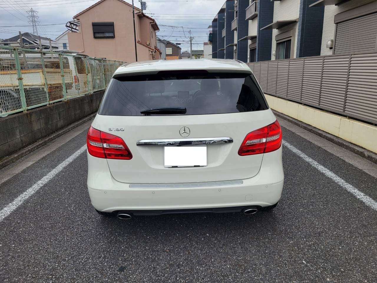 ベンツB180スポーツ 　ナイトパッケージ