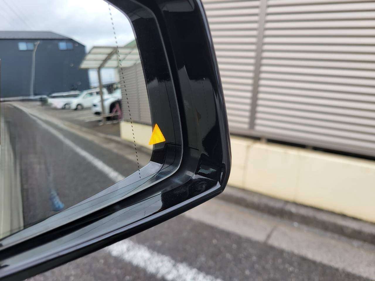 ベンツB180スポーツ 　ナイトパッケージ