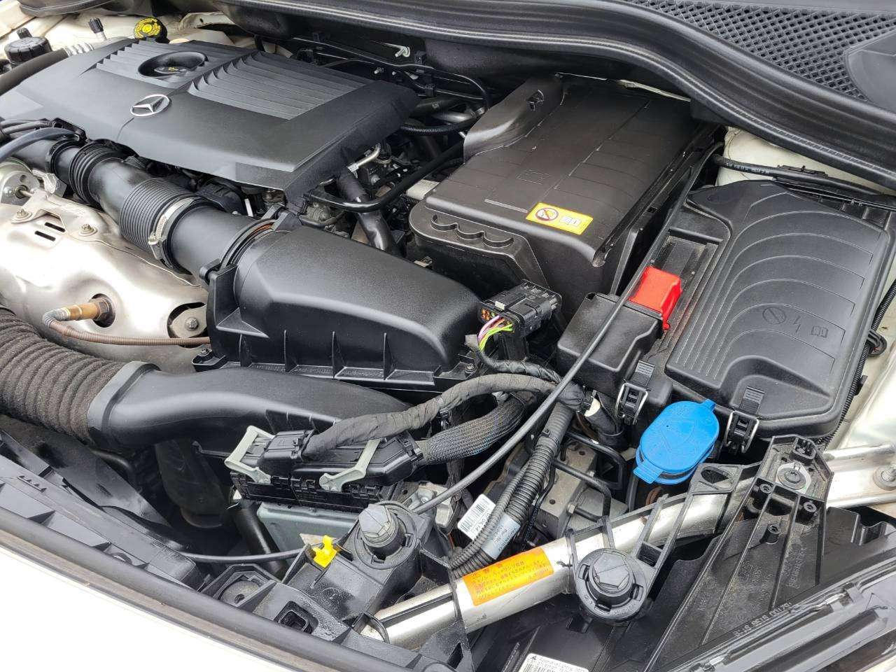 ベンツB180スポーツ 　ナイトパッケージ