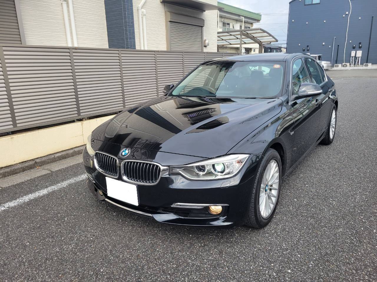 BMＷ320i　ラグジュアリー