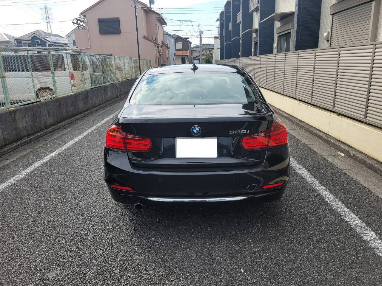 BMＷ320i　ラグジュアリー