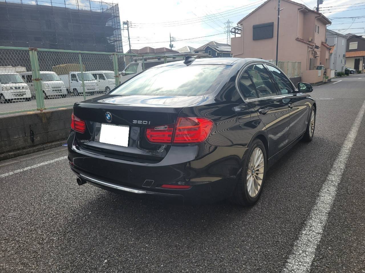 BMＷ320i　ラグジュアリー
