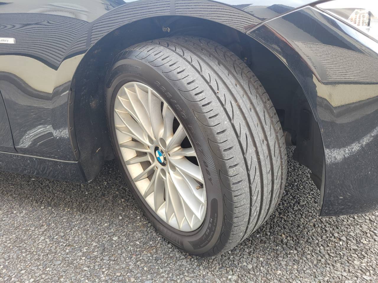 BMＷ320i　ラグジュアリー