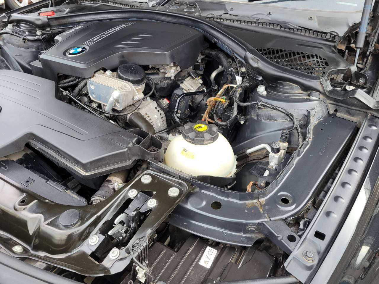 BMＷ320i　ラグジュアリー