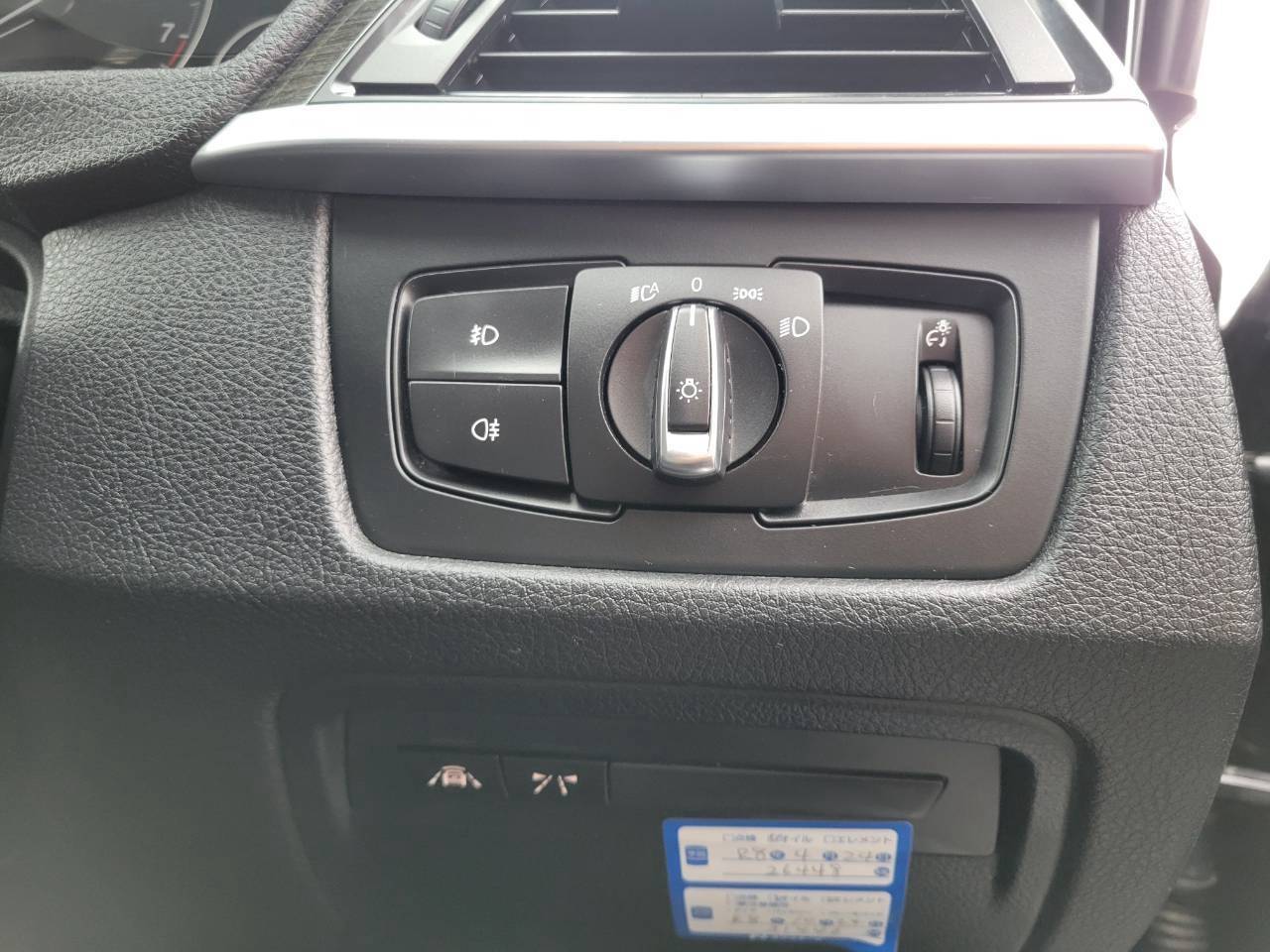 BMＷ320i　ラグジュアリー