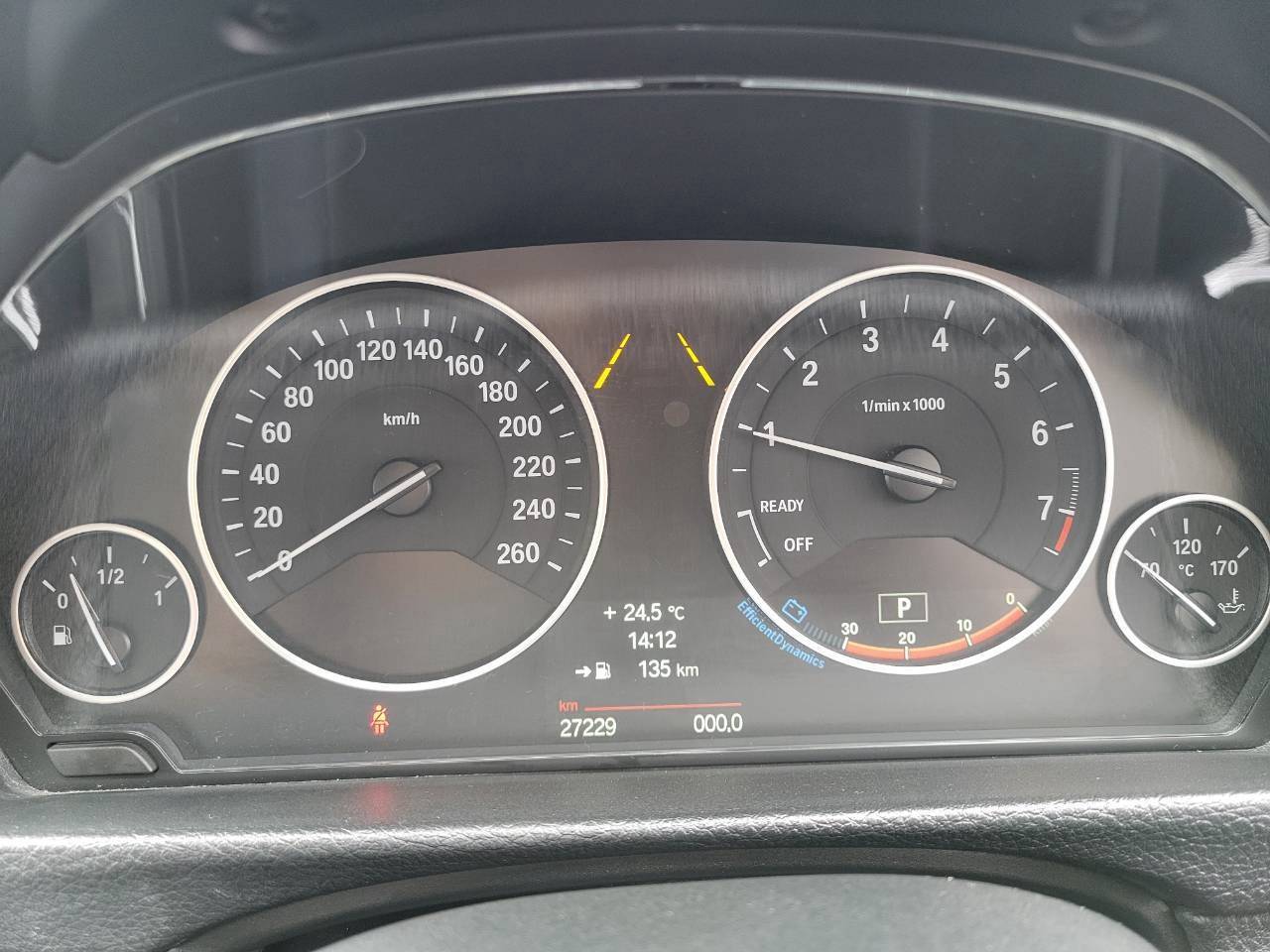 BMＷ320i　ラグジュアリー