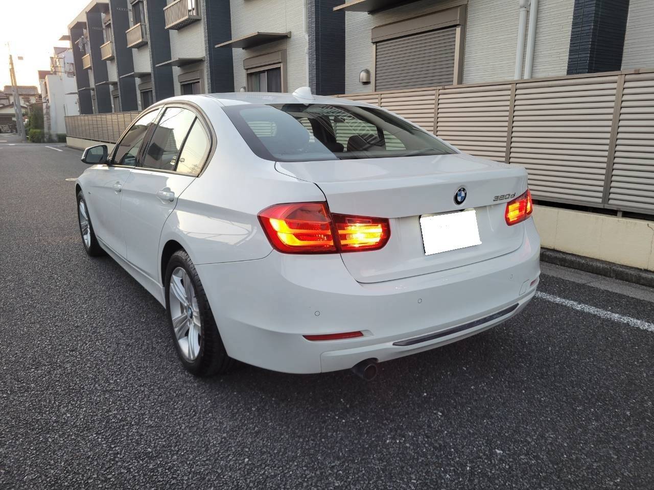 BMＷ320d ブルーパフォマンス　スポーツ　ディーゼルターボ
