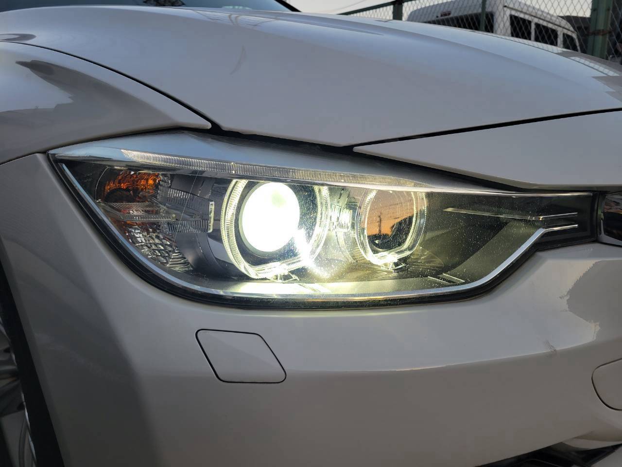 BMＷ320d ブルーパフォマンス　スポーツ　ディーゼルターボ