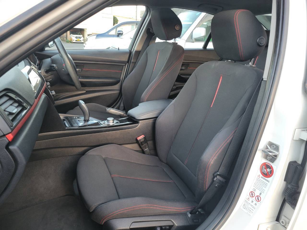 BMＷ320d ブルーパフォマンス　スポーツ　ディーゼルターボ