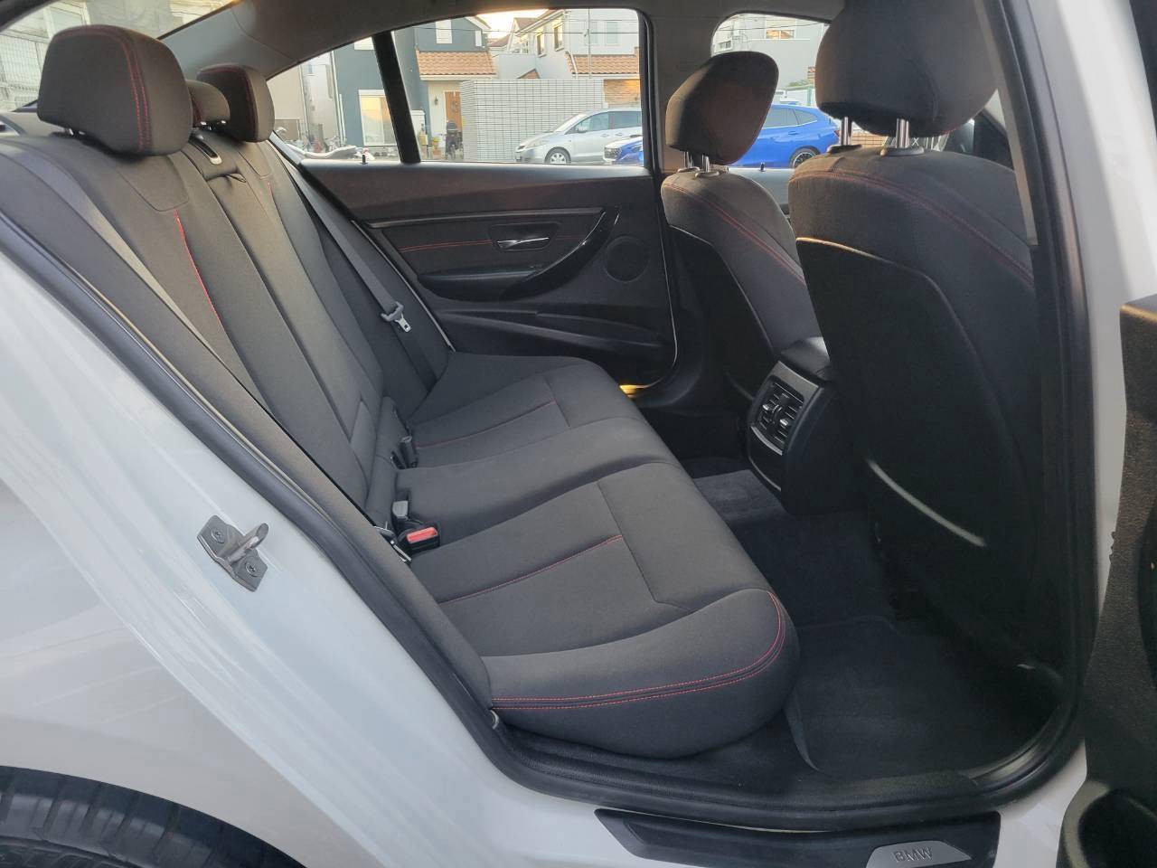 BMＷ320d ブルーパフォマンス　スポーツ　ディーゼルターボ