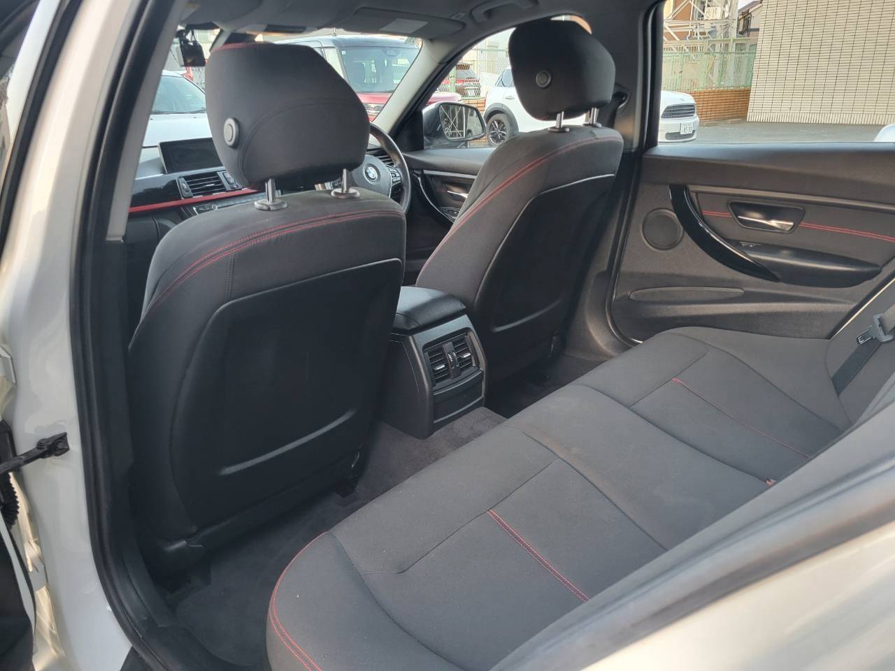 BMＷ320d ブルーパフォマンス　スポーツ　ディーゼルターボ