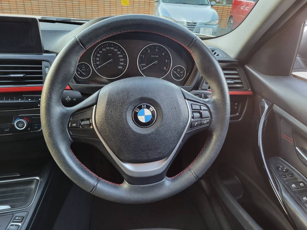 BMＷ320d ブルーパフォマンス　スポーツ　ディーゼルターボ